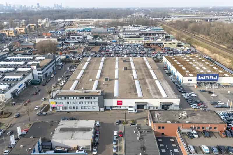 Kantoor te Huur Rotterdam Aluminiumstraat 700m2