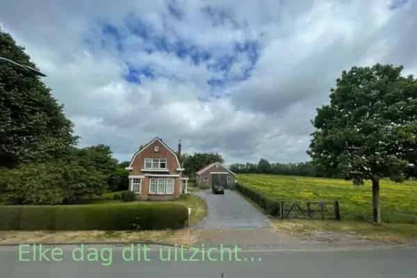 Charmante jaren 20 woning met 2 slaapkamers te renoveren