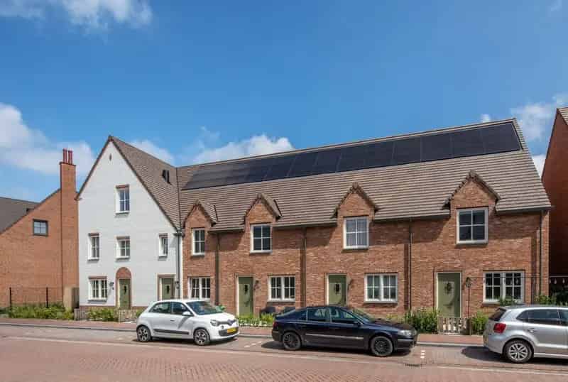 Ruime 5-kamer Hoekwoning Tudorpark 129m2 Moderne Keuken Badkamer