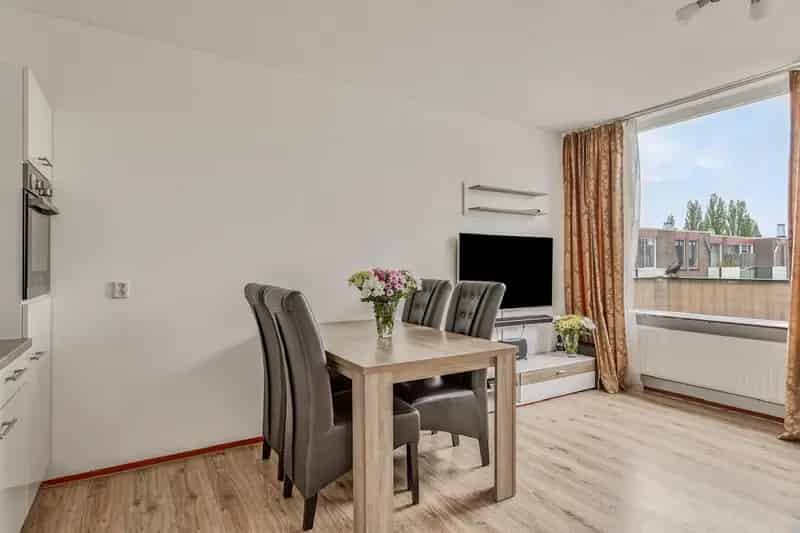 3 Kamer Appartement Amsterdam 56m2 Balkon Berging Nabij Metro