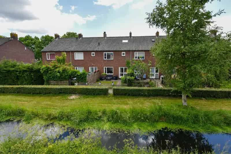 Tussenwoning Mijdrecht 3 slaapkamers tuin 9 zonnepanelen Energielabel A