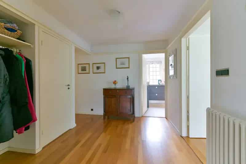 Semibungalow met Bijgebouw te Doorn