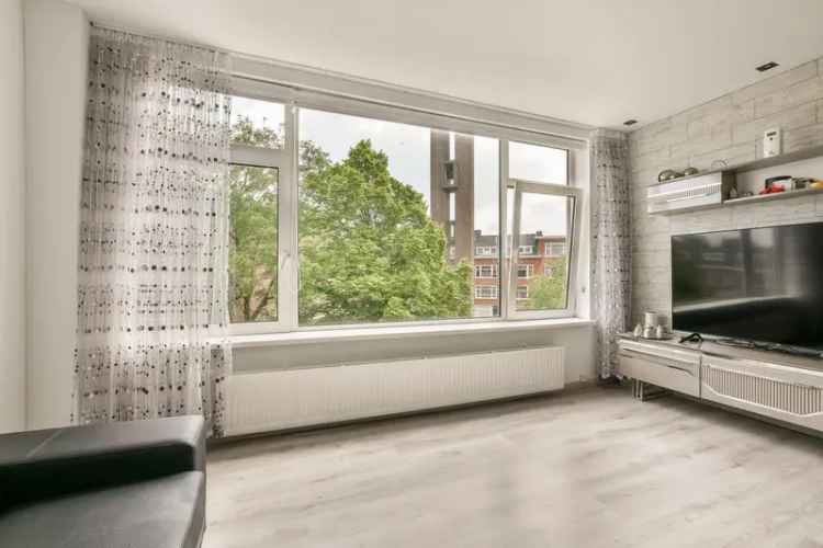 Lichtrijk Dubbel Bovenhuis 4 Slaapkamers Tarwewijk 103m²