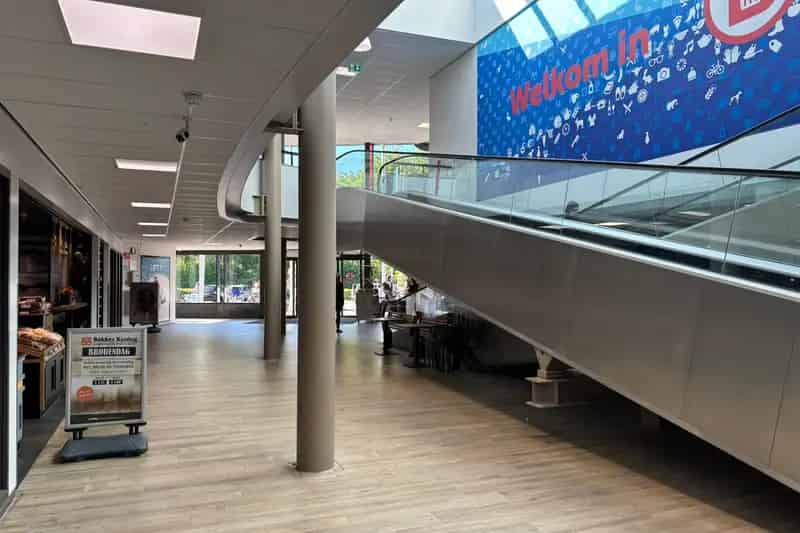 Winkel te Huur Grote Beer Hoorn 100m²