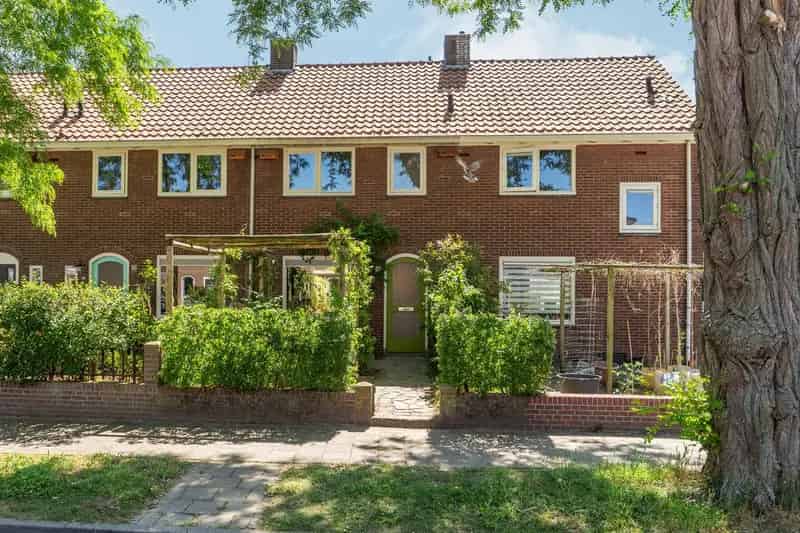 Jaren 30 Tussenwoning Wolfskuil Nijmegen 70m2 3 slaapkamers