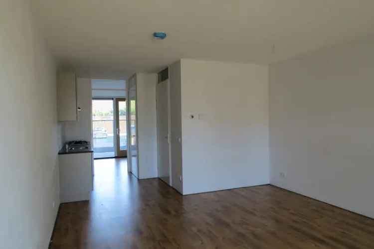 Modern Appartement Heesch Nabij A2 A50