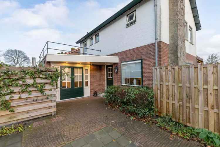 Moderne Vrijstaande Woning Heerenveen Noord Jaren 60 Karakter