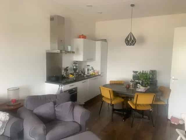 Portiekflat Tilburg Hoogvenne 50m2 1 Kamer