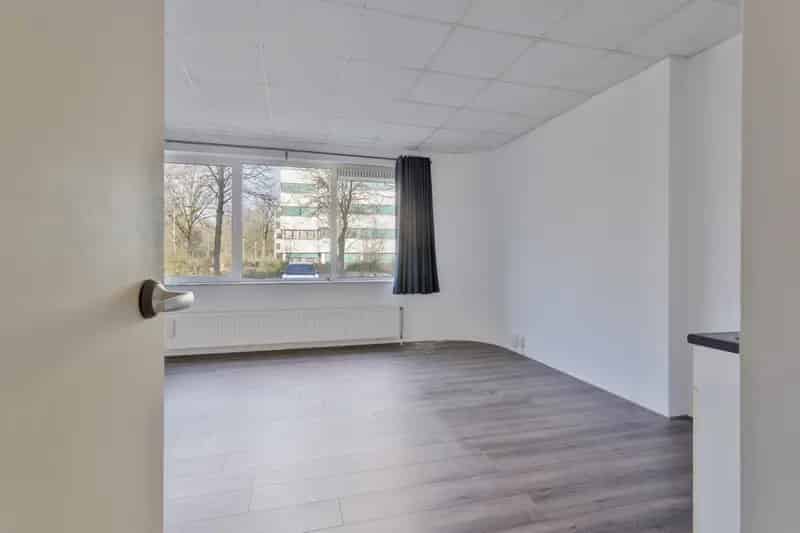 Studio Hoofddorp Eigen Parkeerplaats Lift Nabij Station