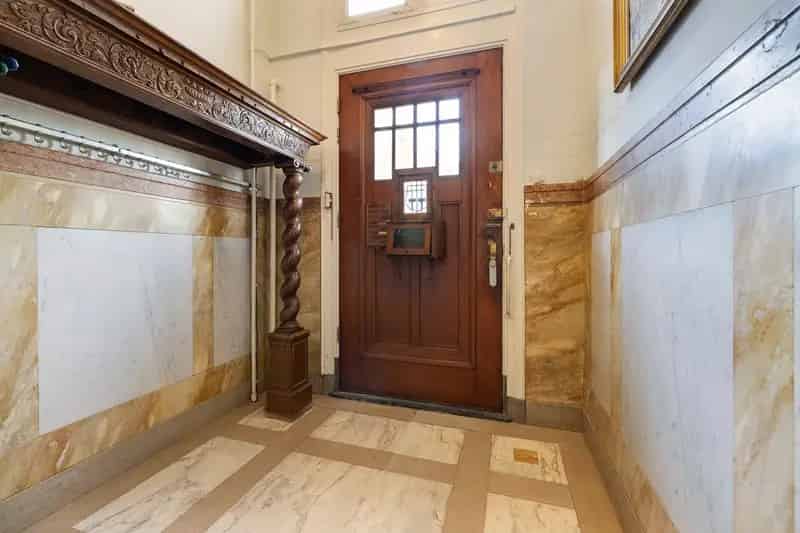 Herenhuis Kralingen 7 slaapkamers Grote tuin 305m2