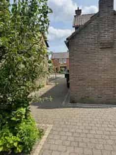 5 kamers huis van 129 m² in Neerbeek