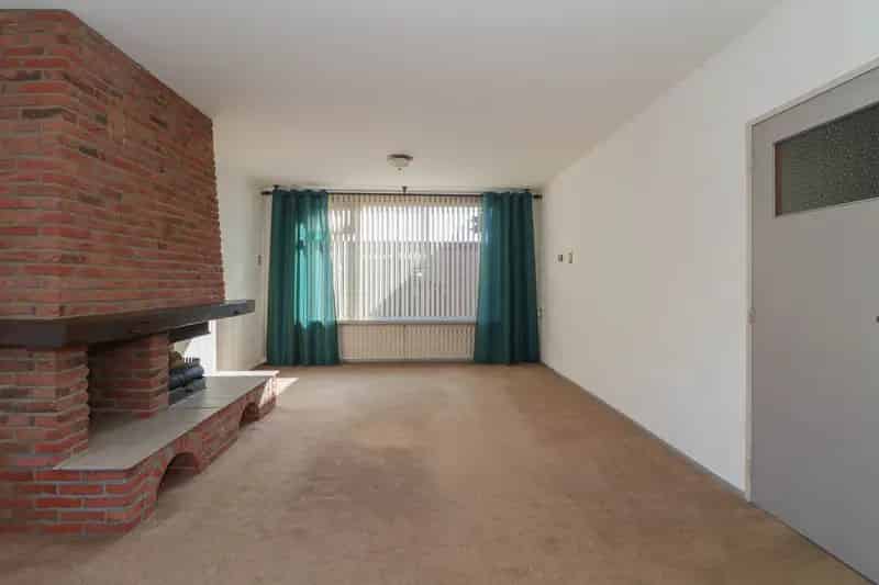 Huis Paulus Potterstraat 1 Bunschoten - Kluswoning met Potentie
