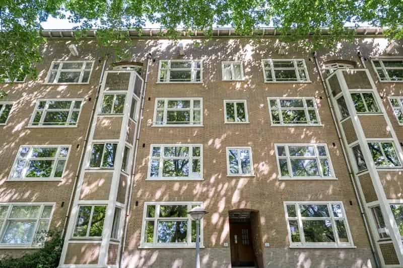 Appartement te koop Amsterdam Geuzenhof II 4-kamer 68m2 Balkon Berging