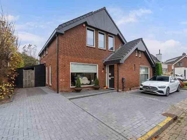 Luxe Vrijstaande Woning te Ouddorp 6 Slaapkamers Nabij Strand