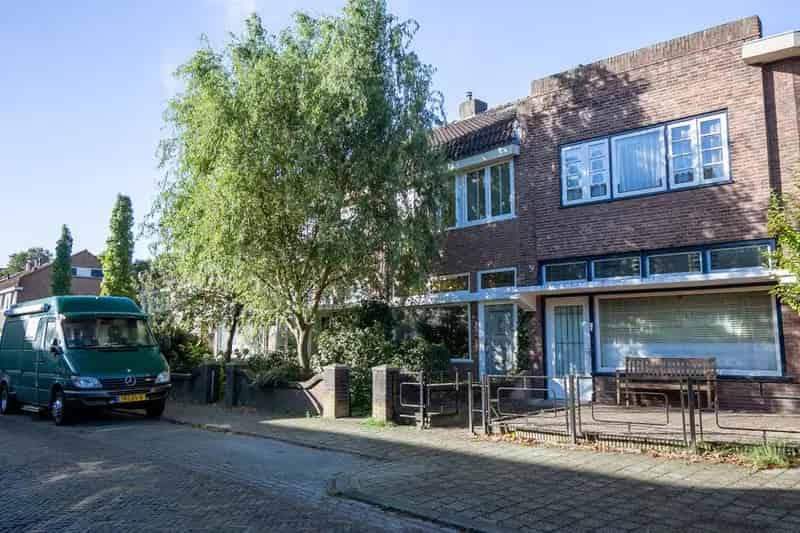 Te Huur Gemeubileerde Tussenwoning Breda 119m2 3 slaapkamers Tuin
