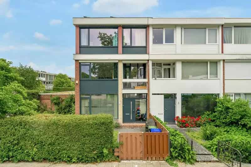 Royale Hoekwoning Buitenveldert 5 Slaapkamers Garage Tuin