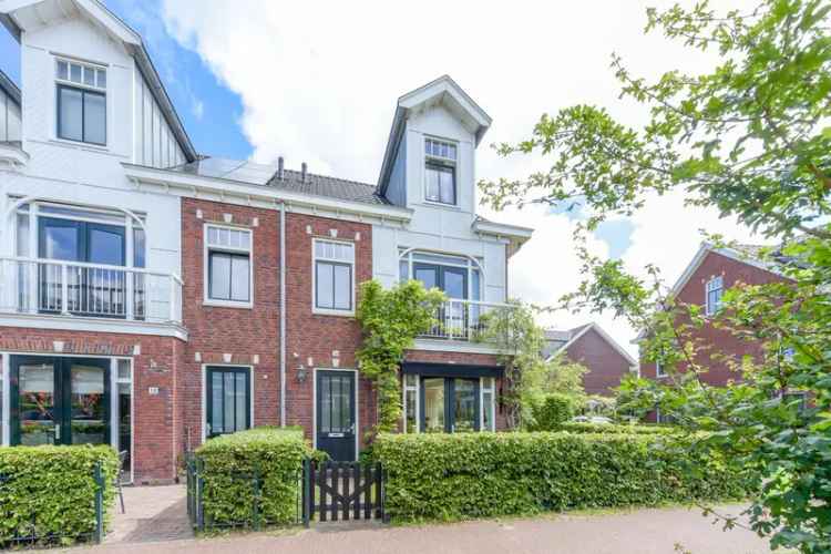 Huis Te Koop in 16, Nelly Sachslaan, Den Haag, Zuid-Holland