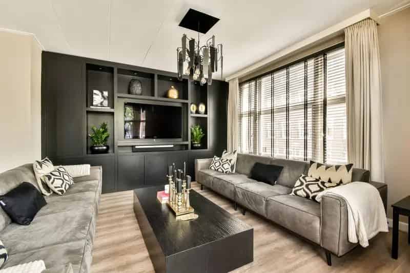 Appartement te koop Amsterdam Oud Zuid 103m2 2 slaapkamers balkon