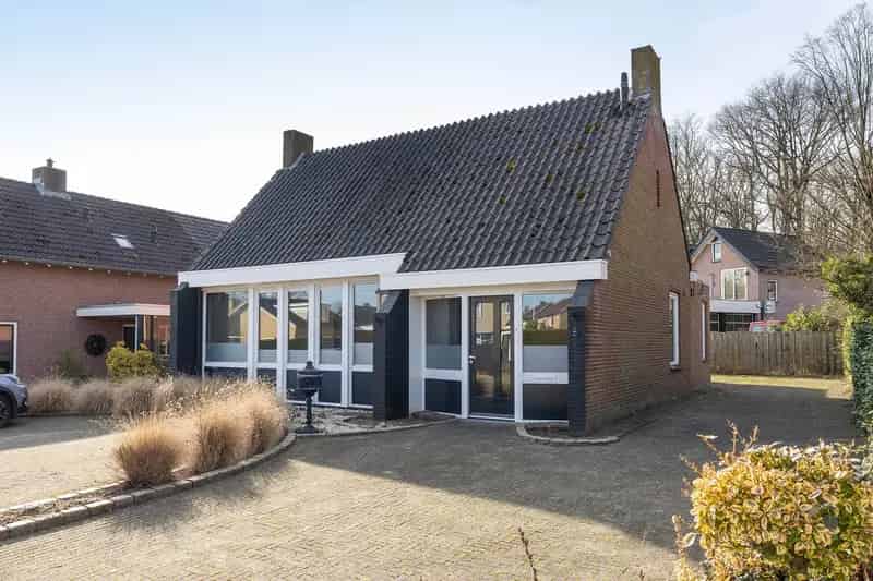 Kantoorruimte te Koop Lossersestraat 8 De Lutte
