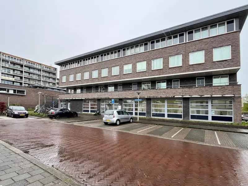 Royale Bovenwoning 3 Slaapkamers Balkon Dakterras Nabij Winkelcentrum