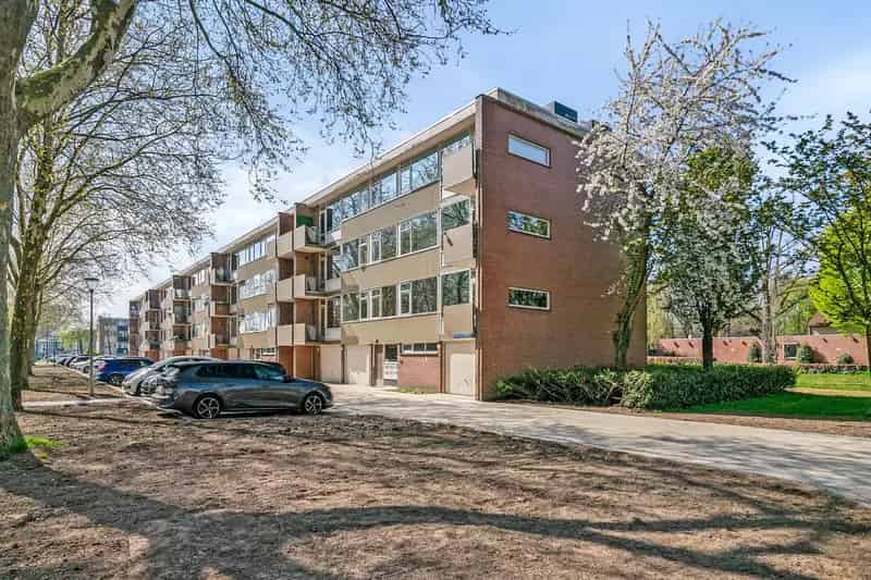 Ruim 4 Kamer Appartement 3 Balkons Hintham