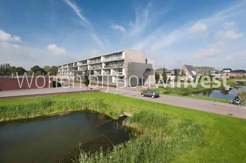 Ruime 4 Kamer Maisonnette 135m2 Terwijde Nieuwe Keuken Parkeerplaats