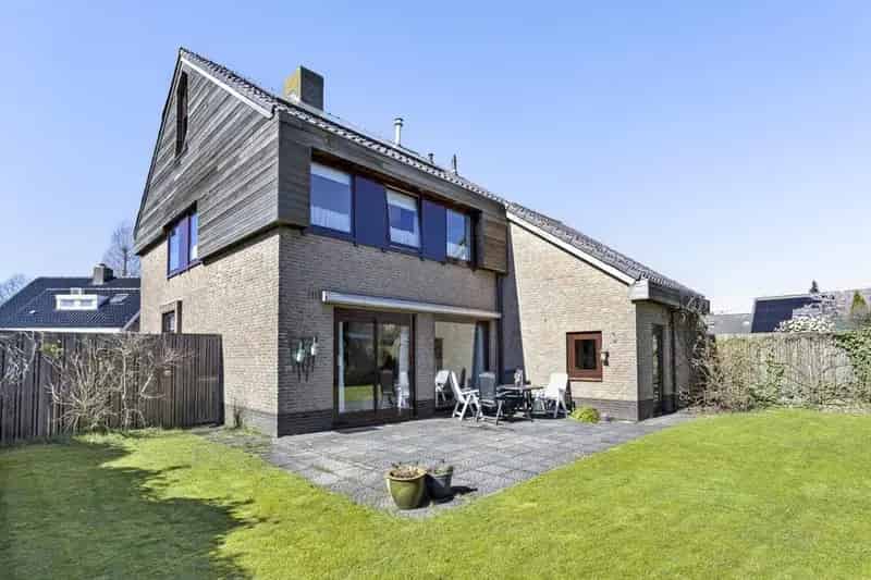 Ruime Vrijstaande Woning Spakenburg 5 Slaapkamers Grote Tuin