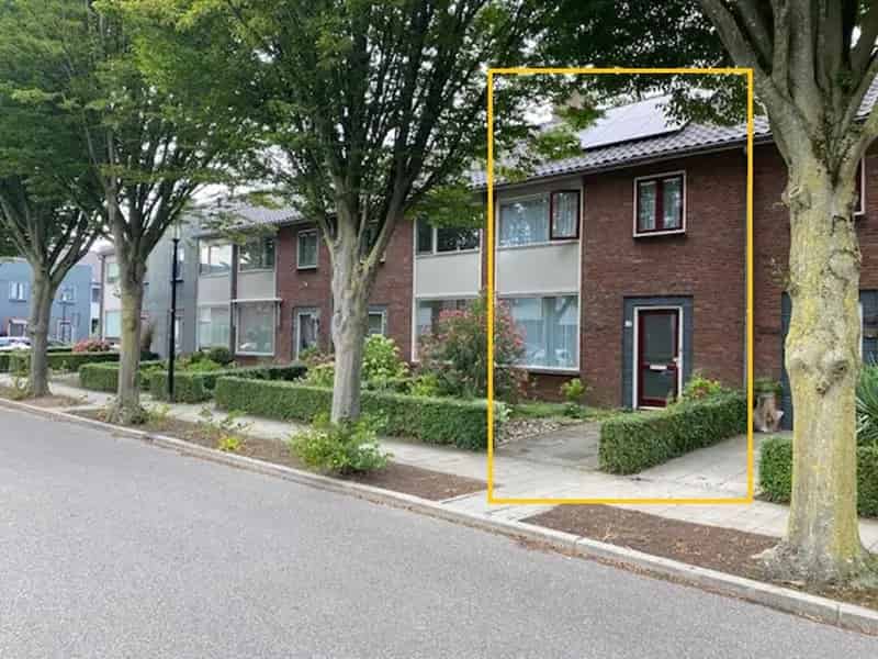 Ruime Instapklare Eengezinswoning met Zonnepanelen