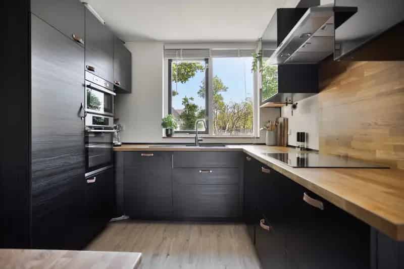 Huis te koop Almere Muziekwijk 3 slaapkamers moderne keuken