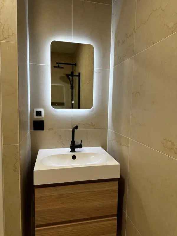 Te Huur Appartement Rotterdam Zuidplein 87m2 2 slaapkamers