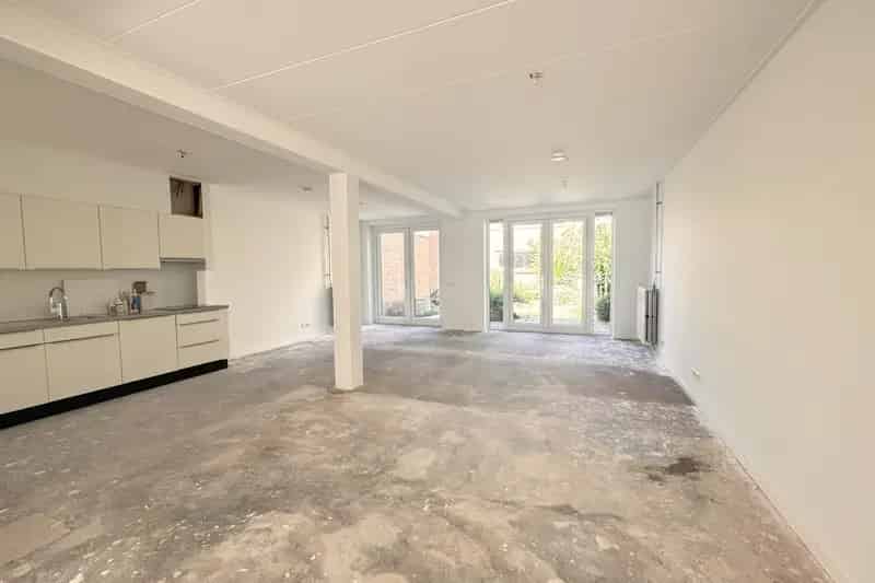 Winkel te Huur Zevenaar 88m2 Patio Garage Optioneel A+