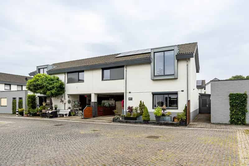 Levensloopbestendige woning Groesbeek  -  Jacuzzi  -  18 Zonnepanelen