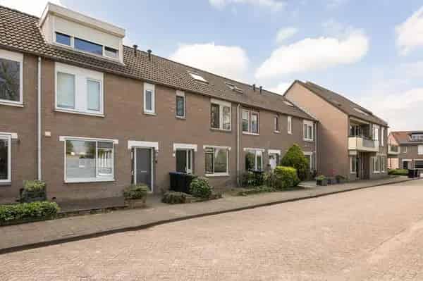Ruime Tussenwoning 4 Slaapkamers Zuilenstein Utrecht