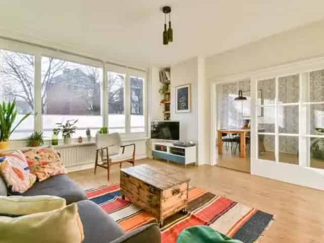 Amsterdam Zuid Drie Kamer Appartement 65m2 Balkon Bergingen
