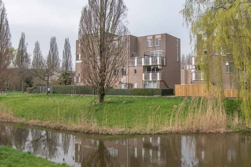 Ruime 3-kamer Topmaisonnette met Zonnig Terras Zoetermeer