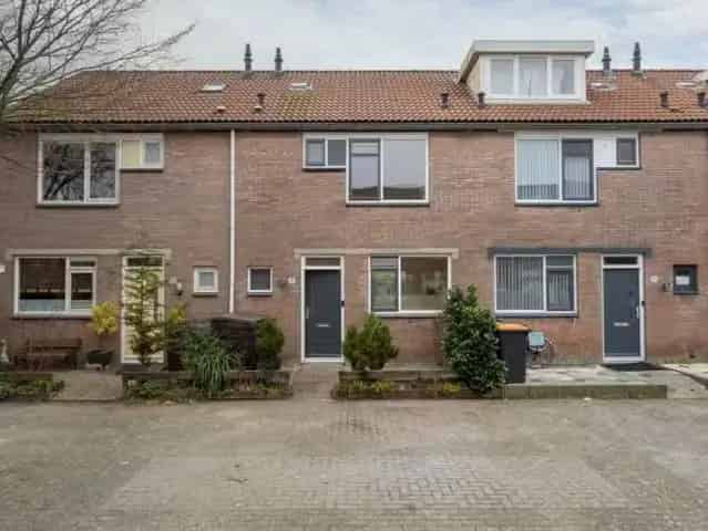 3 Slaapkamers Grote Waal Hoorn Ruime Eengezinswoning