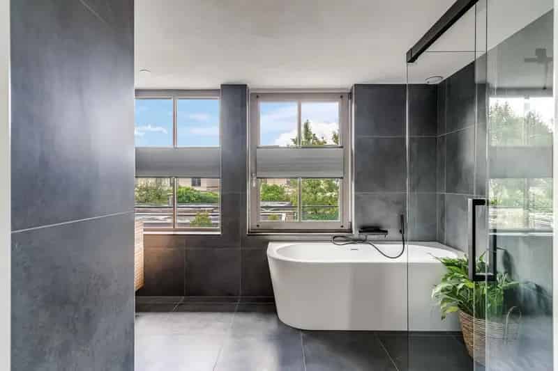 Modern Huis Loovelden: Luxe, Ruimte en Zuidtuin