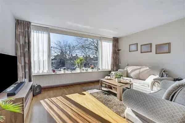 Drive in woning Hoorn zonnige tuin kantoor aan huis