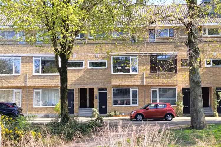 3 Laags Bovenwoning Schiedam Luxe Keuken Badkamer Dakterras