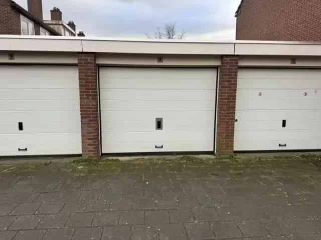Garagebox Amsterdam Nieuw-West 19m2 Elektra Water