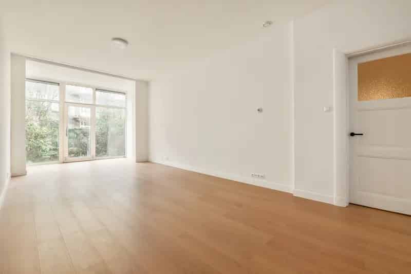 Ruim appartement 3 slaapkamers tuin Rivierenbuurt