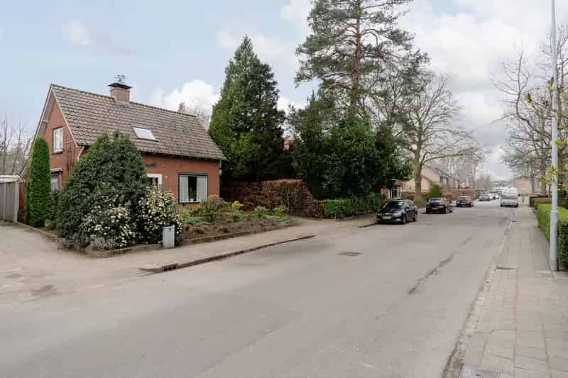 Vrijstaand Huis Barneveld Ruime Tuin Nabij Centrum