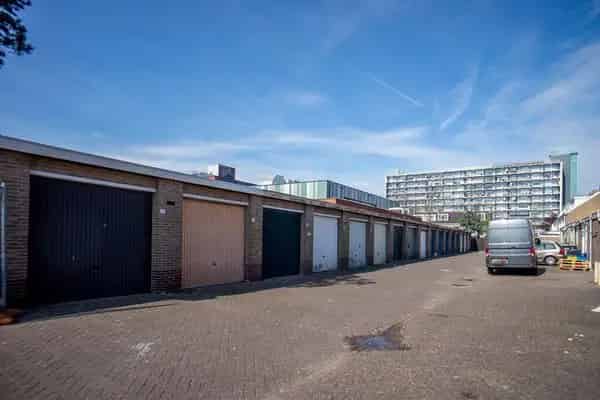 Garagebox te Huur Opslagruimte Auto Motor Fiets