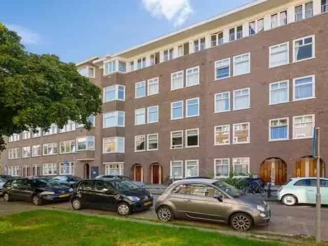 3 Kamer woning Amsterdam Zuid Rivierenbuurt 56m2