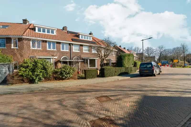 Jaren 30 woning Arnhem Noord  143m2  Gezin  Zonnepanelen