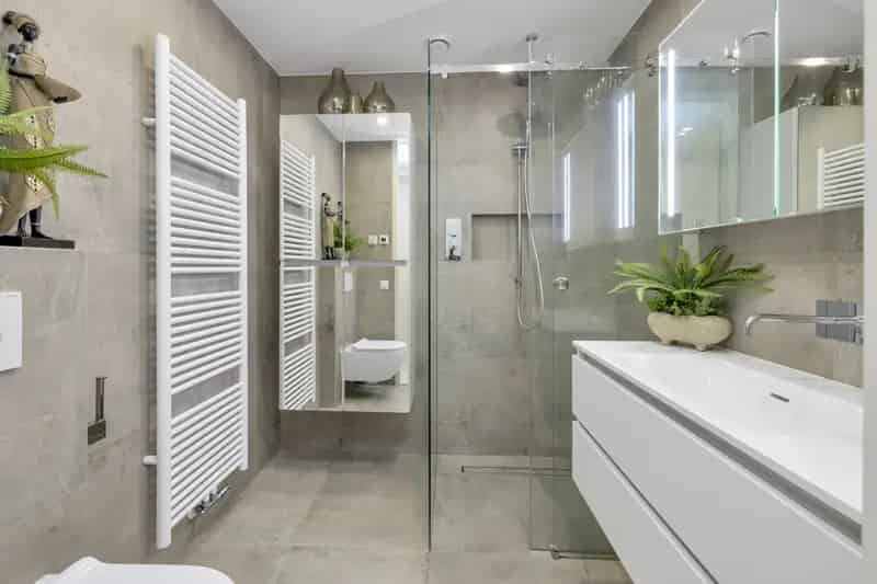 Huis te koop Hoofddorp: 2 slaapkamers, gerenoveerde badkamer, tuin, energielabel A
