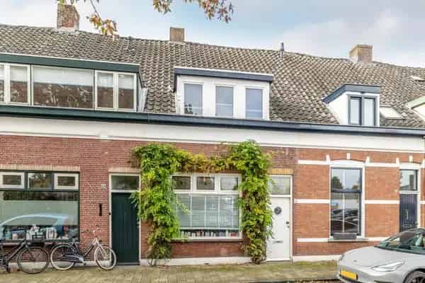 3 Slaapkamers Moderne Badkamer Breda Zandbergweg
