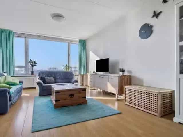 Ruim 3-kamerappartement Amsterdam 77m2 Zonnig Balkon