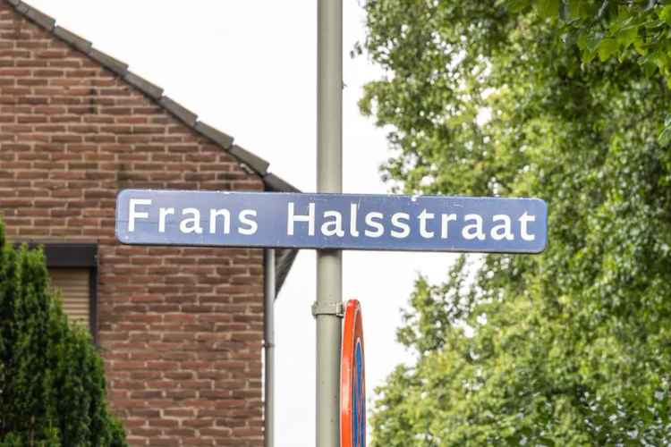 Ruime Hoekwoning Geleen 4 slaapkamers moderne keuken tuin