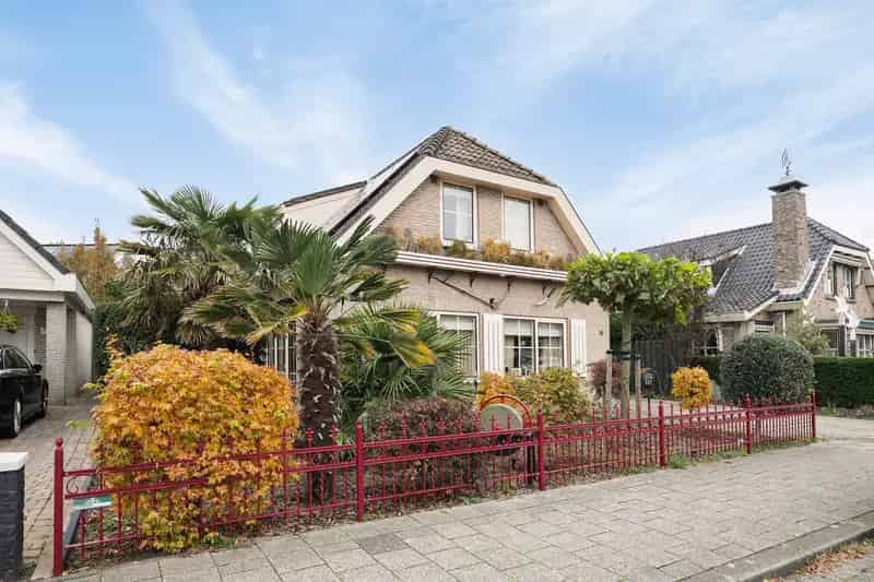 Royale Vrijstaande Woning Hoek van Holland